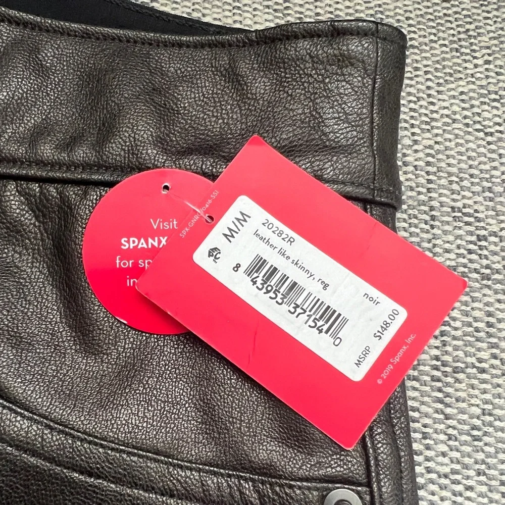 Leather Like ankle skinny pants - Picture 8 of 9